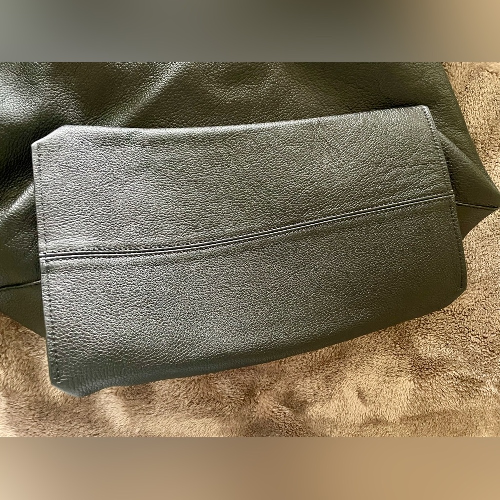 A.P.C. Black “Maiko” Leather Tote Bag - Picture 9 of 10